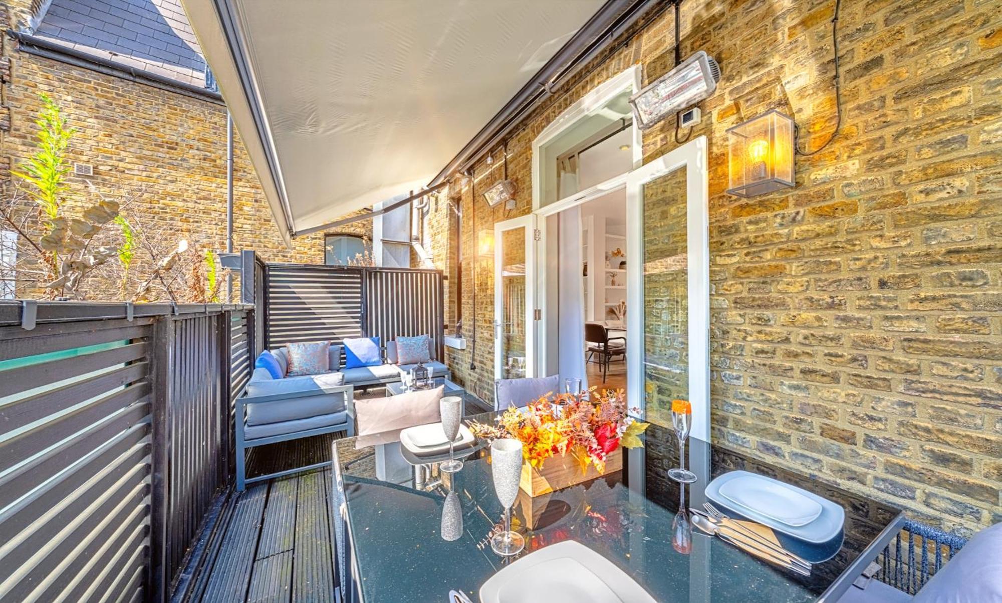 Designer Victorian Flat With Large Terrace Lägenhet London Exteriör bild