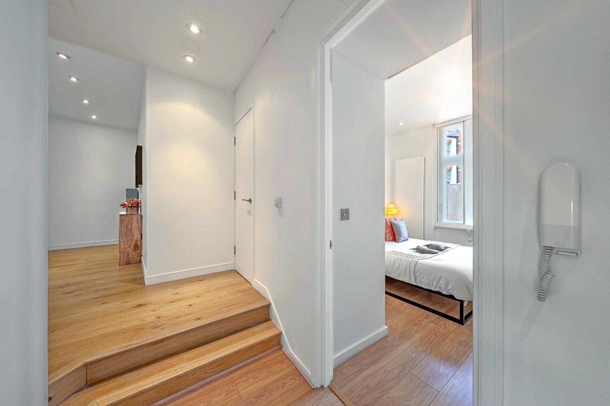 Designer Victorian Flat With Large Terrace Lägenhet London Exteriör bild